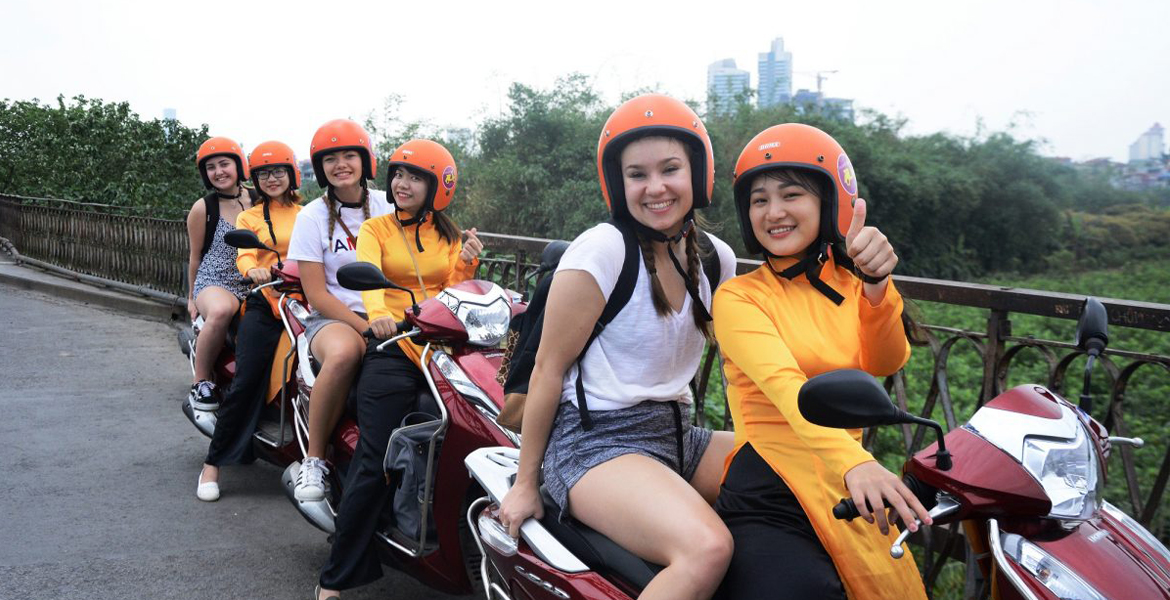 Hanoi Scooter Tour